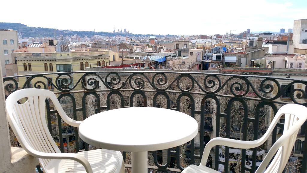Hostal Capitol Ramblas Barcelona Room photo
